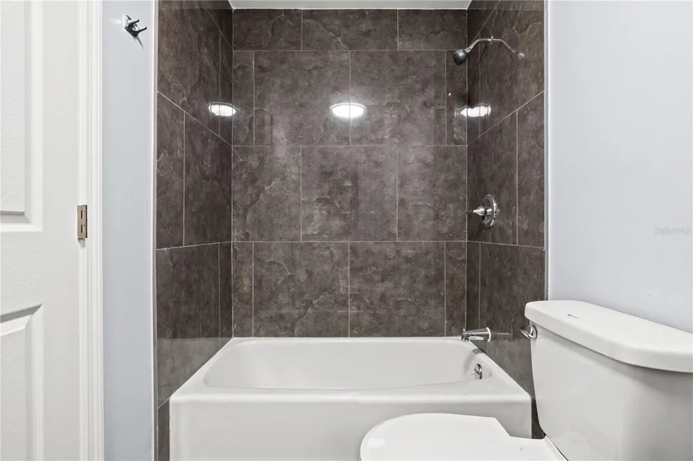 6617 MAUNA LOA BOULEVARD Sarasota, FL 34241