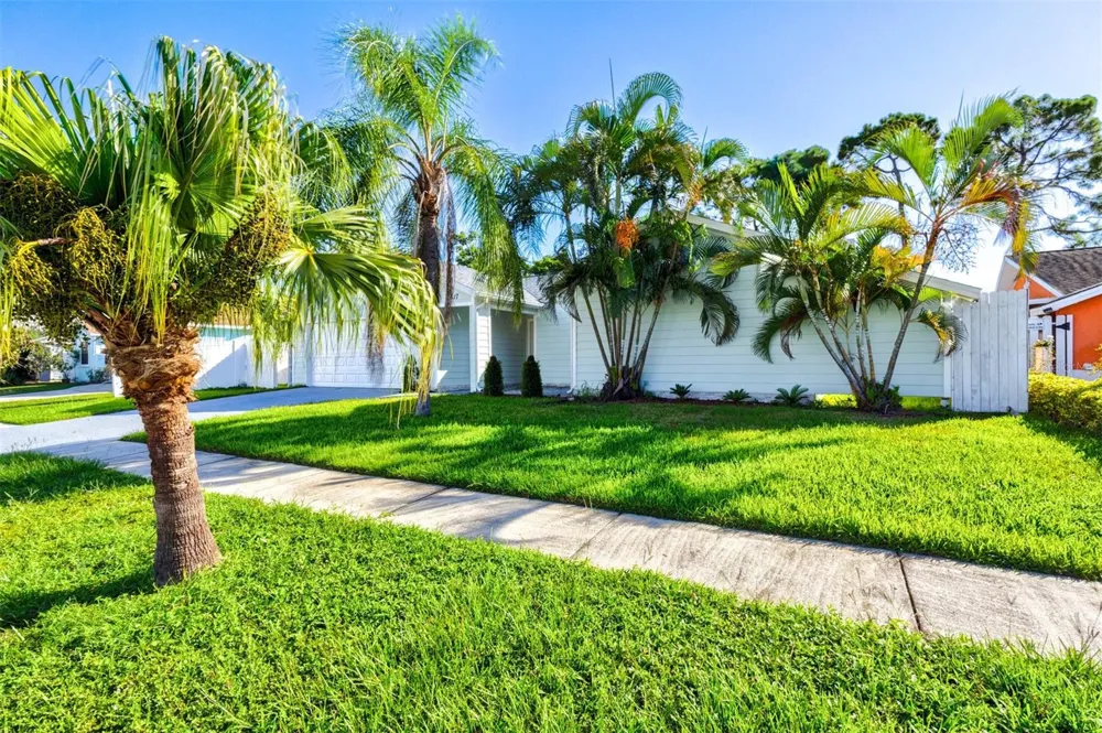 6617 MAUNA LOA BOULEVARD Sarasota, FL 34241