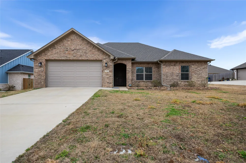 114 Rose Row Winona, TX 75792