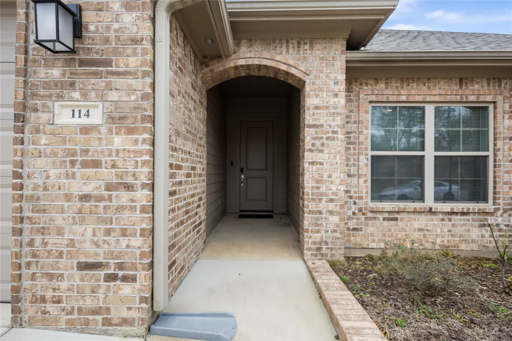 114 Rose Row Winona, TX 75792