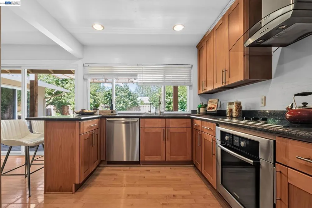 816 Catalina Dr Livermore, CA 94550