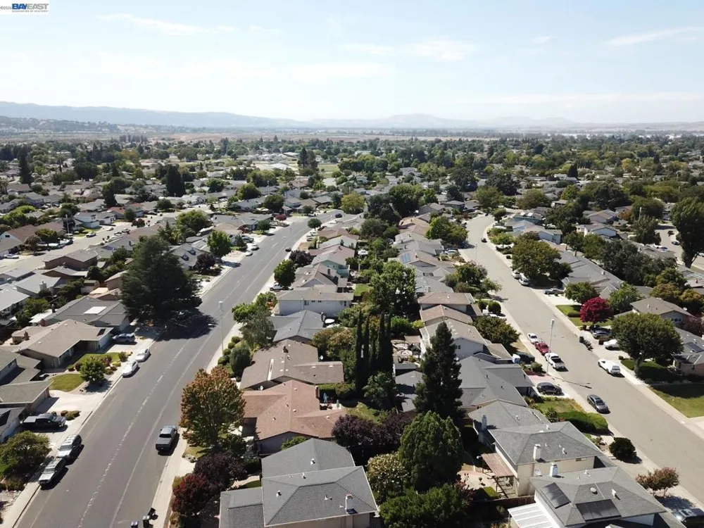 816 Catalina Dr Livermore, CA 94550