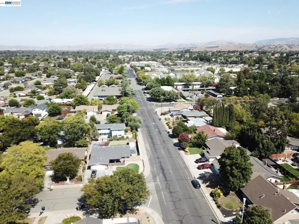 816 Catalina Dr Livermore, CA 94550