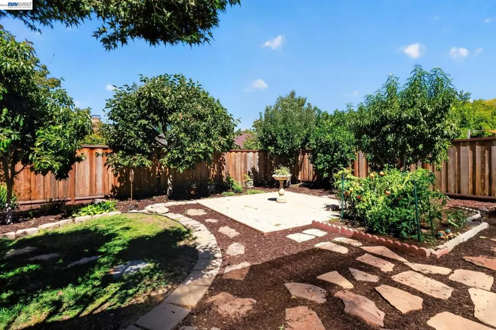 816 Catalina Dr Livermore, CA 94550