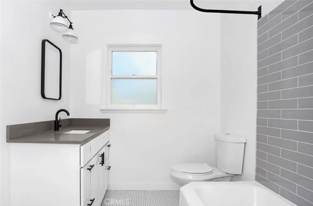 522 5th St Long Beach, CA 90802