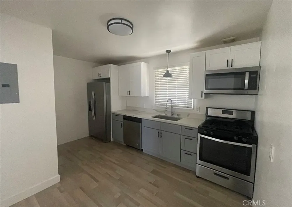 522 5th St Long Beach, CA 90802
