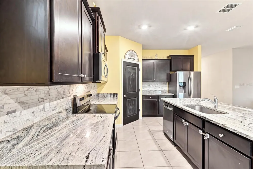 5310 SUNSHINE DRIVE Wildwood, FL 34785