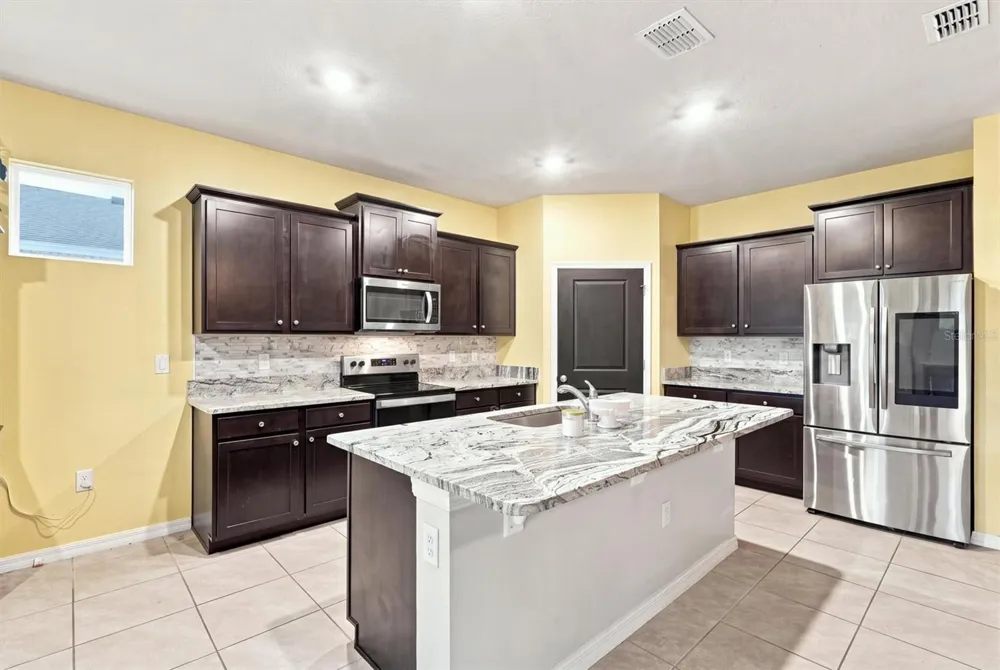5310 SUNSHINE DRIVE Wildwood, FL 34785