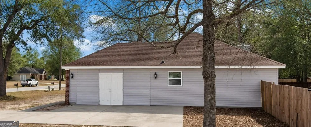 55 Alex DR Ellabell, GA 31308