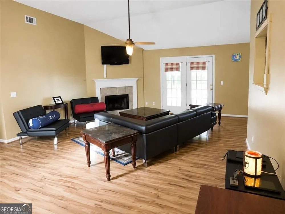 55 Alex DR Ellabell, GA 31308