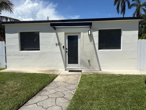 5911 SW 62nd Ter