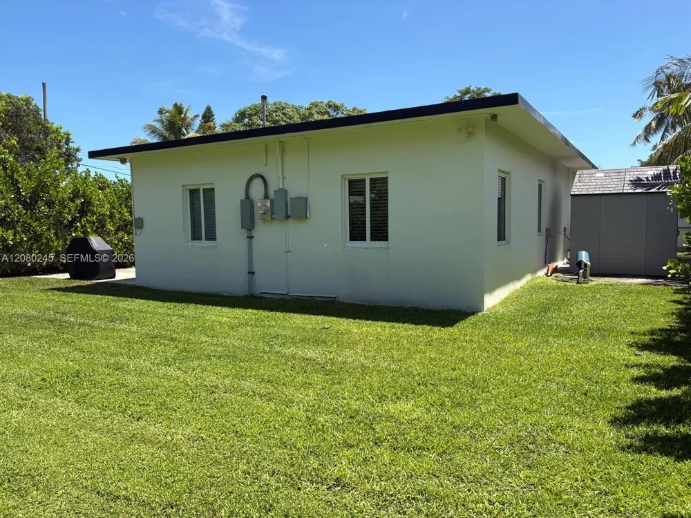 5911 SW 62nd Ter South Miami, FL 33143