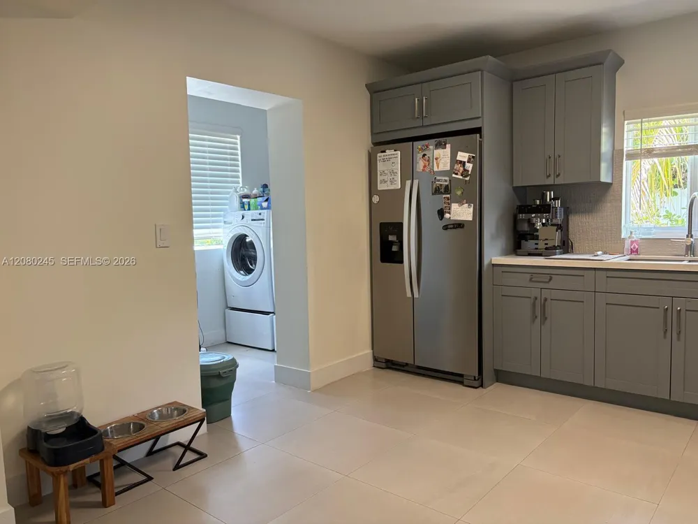 5911 SW 62nd Ter South Miami, FL 33143