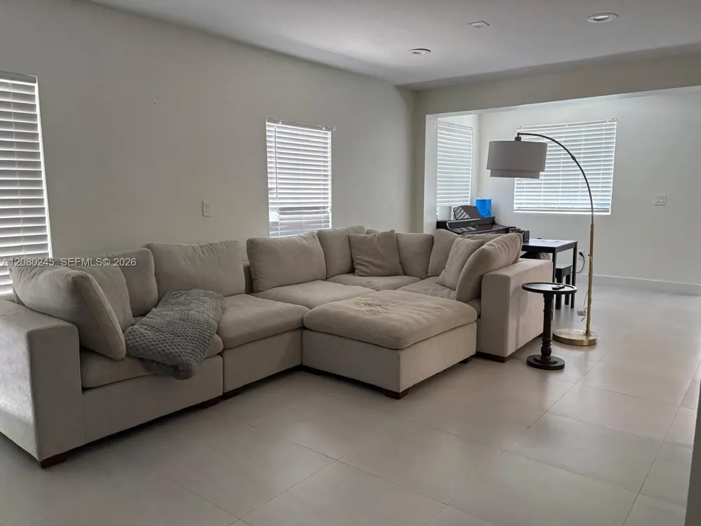 5911 SW 62nd Ter South Miami, FL 33143