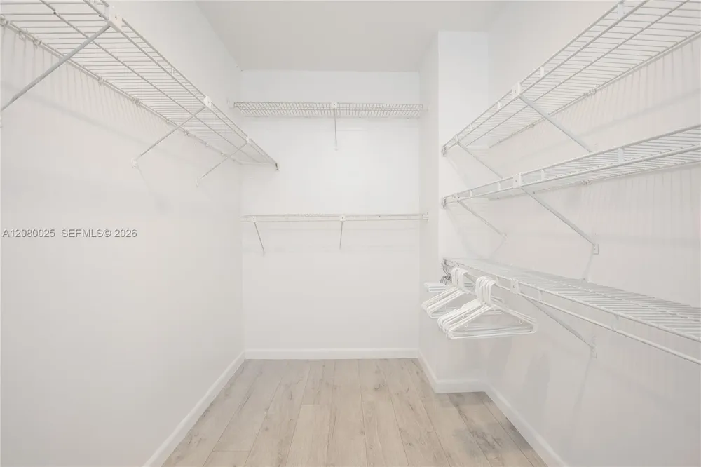 2000 Towerside Ter #1103 Miami, FL 33138