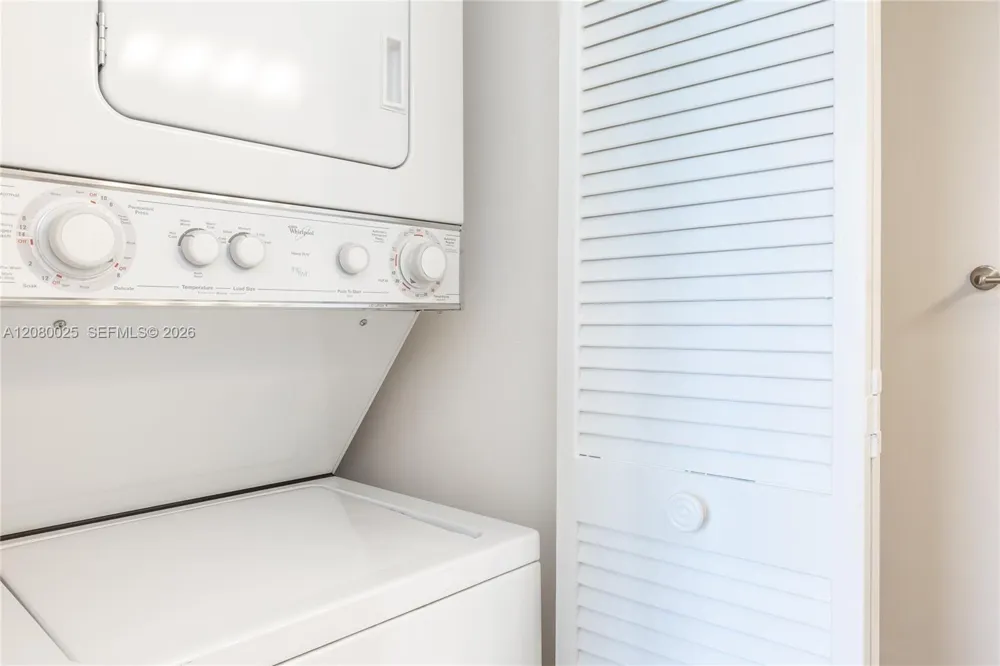2000 Towerside Ter #1103 Miami, FL 33138