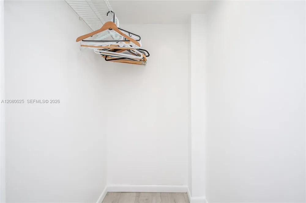 2000 Towerside Ter #1103 Miami, FL 33138