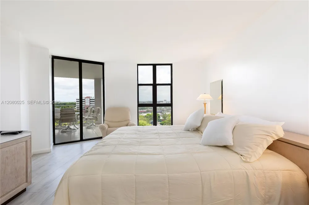 2000 Towerside Ter #1103 Miami, FL 33138