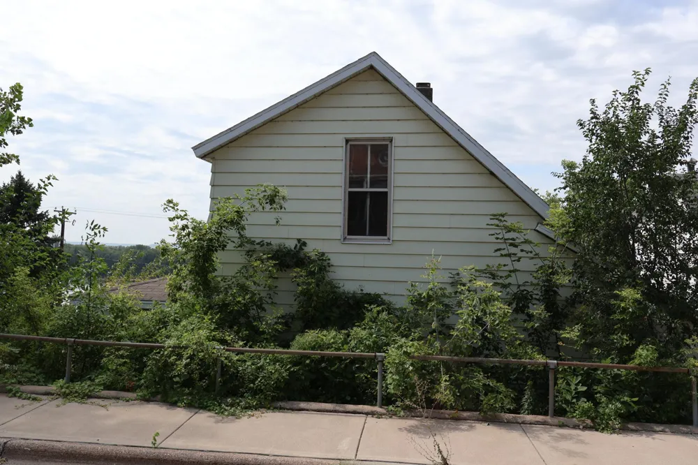 100 2nd Street Alma, WI 54610