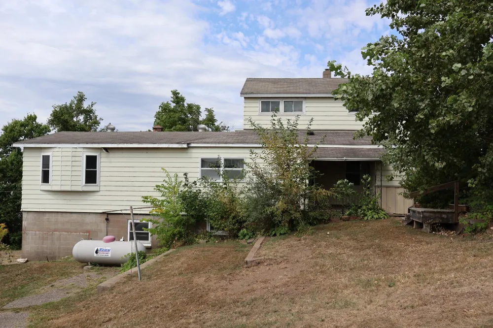 100 2nd Street Alma, WI 54610