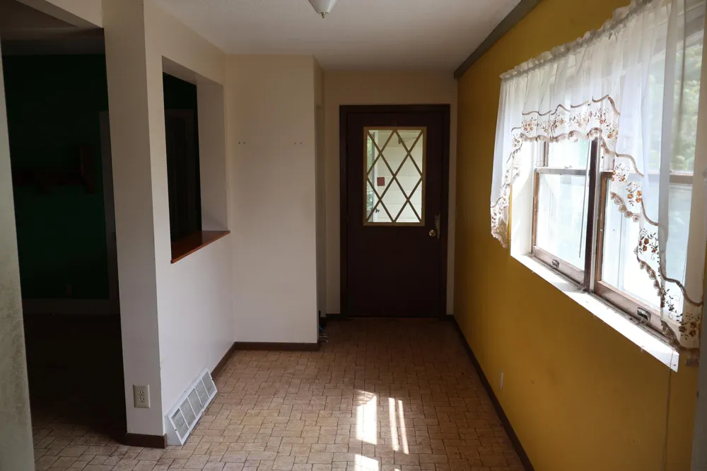 100 2nd Street Alma, WI 54610
