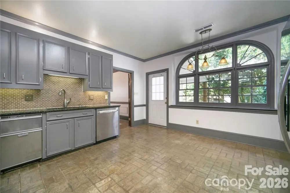 9124 and 9126 S Providence Road Waxhaw, NC 28173