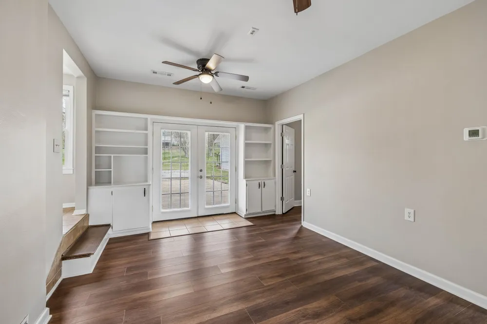 3971 Cantebury Dr Culleoka, TN 38451