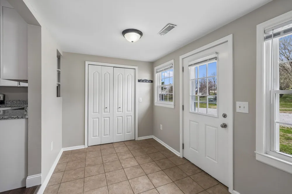 3971 Cantebury Dr Culleoka, TN 38451