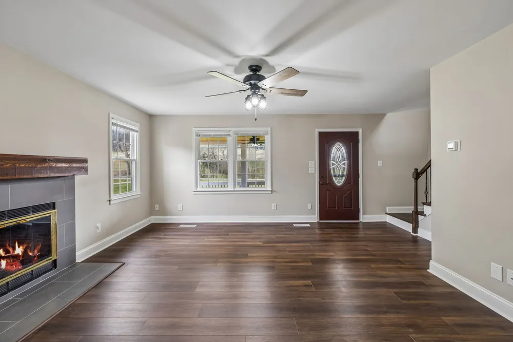 3971 Cantebury Dr Culleoka, TN 38451
