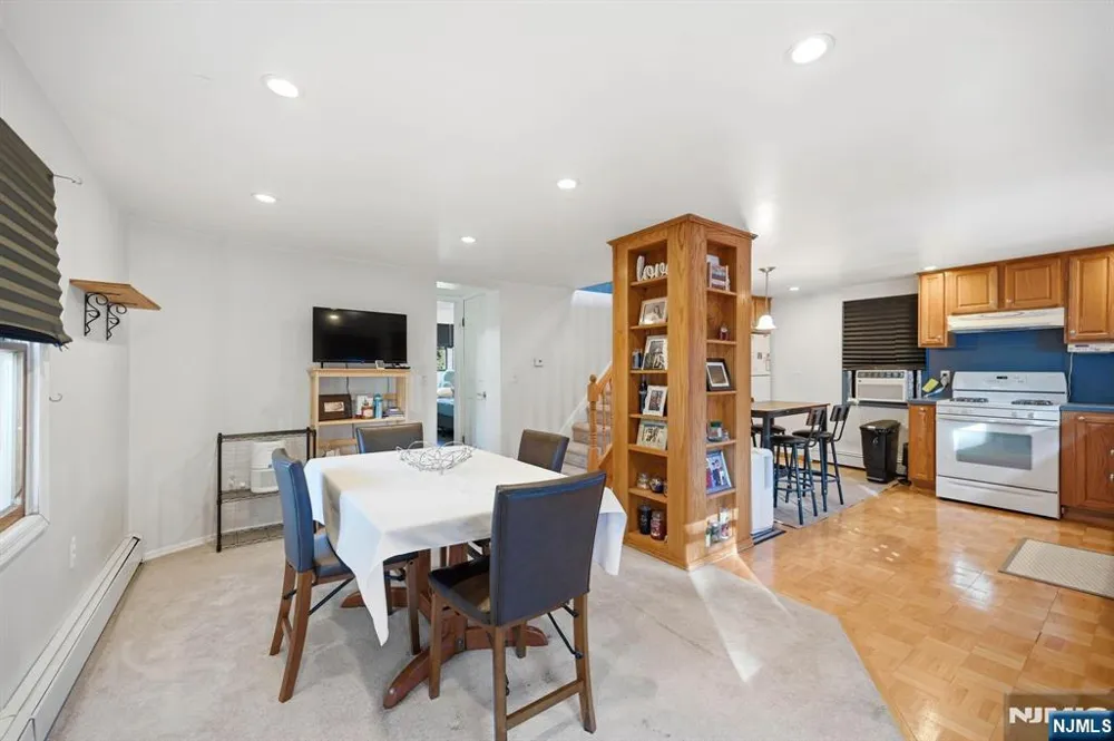 72 Arch Street Butlerugh, NJ 07405