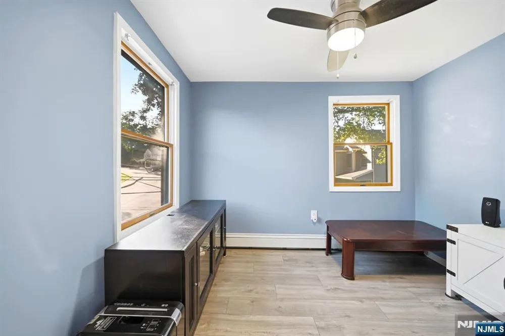 72 Arch Street Butlerugh, NJ 07405