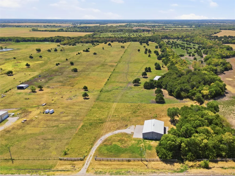 1333 Fm 1566 E Greenville, TX 75401