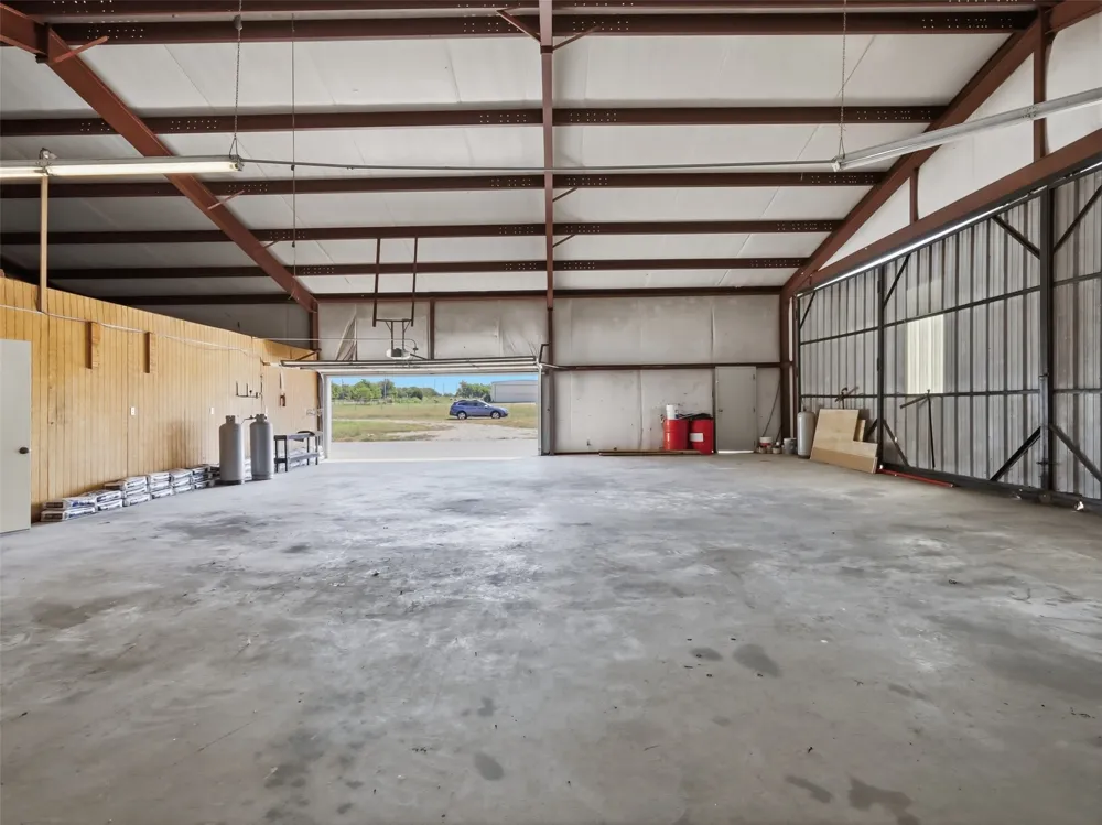 1333 Fm 1566 E Greenville, TX 75401
