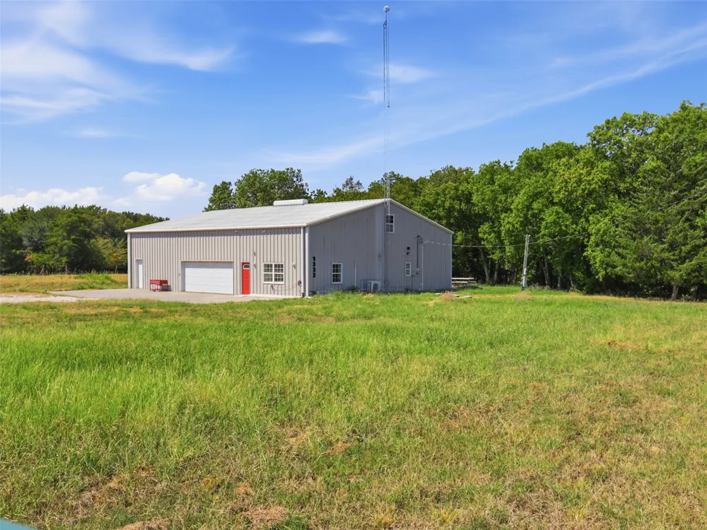 1333 Fm 1566 E Greenville, TX 75401