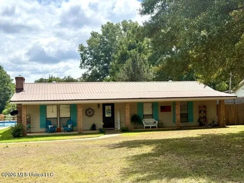 106 Oak Hill Drive
