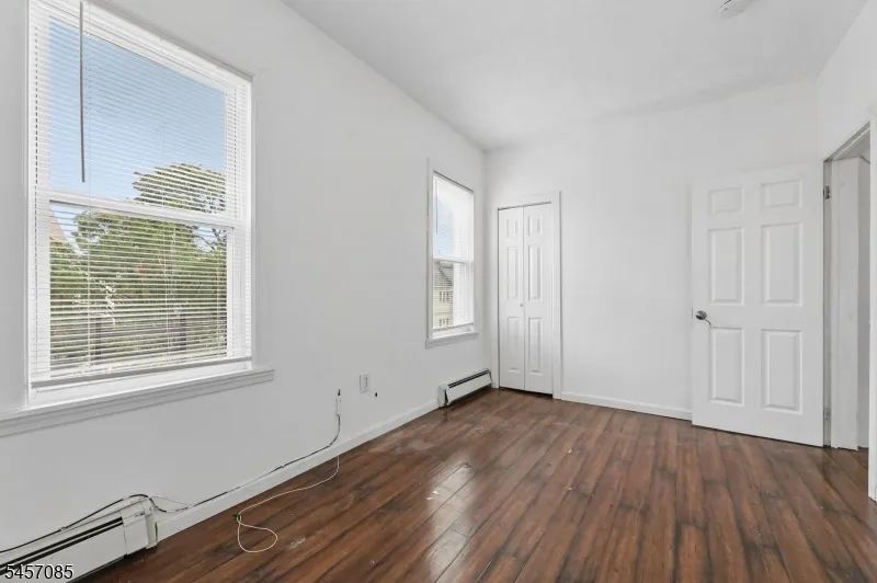 441 E 27th Paterson City, NJ 07514