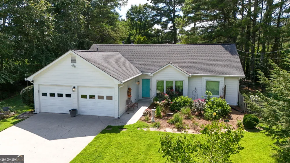 1215 Brookton DR Dacula, GA 30019