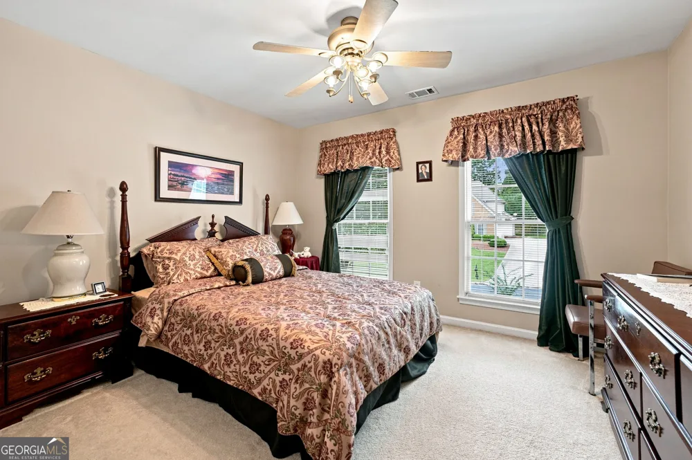 243 Harbor Pointe DR Stone Mountain, GA 30087
