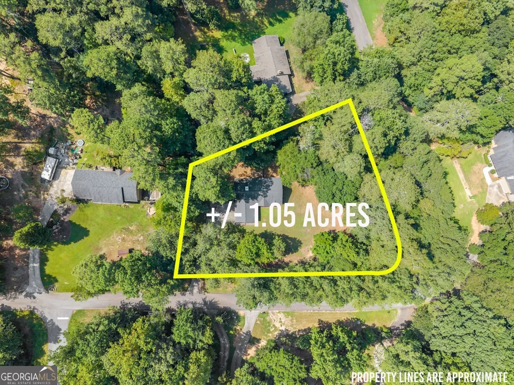 4444 Bos WAY Loganville, GA 30052