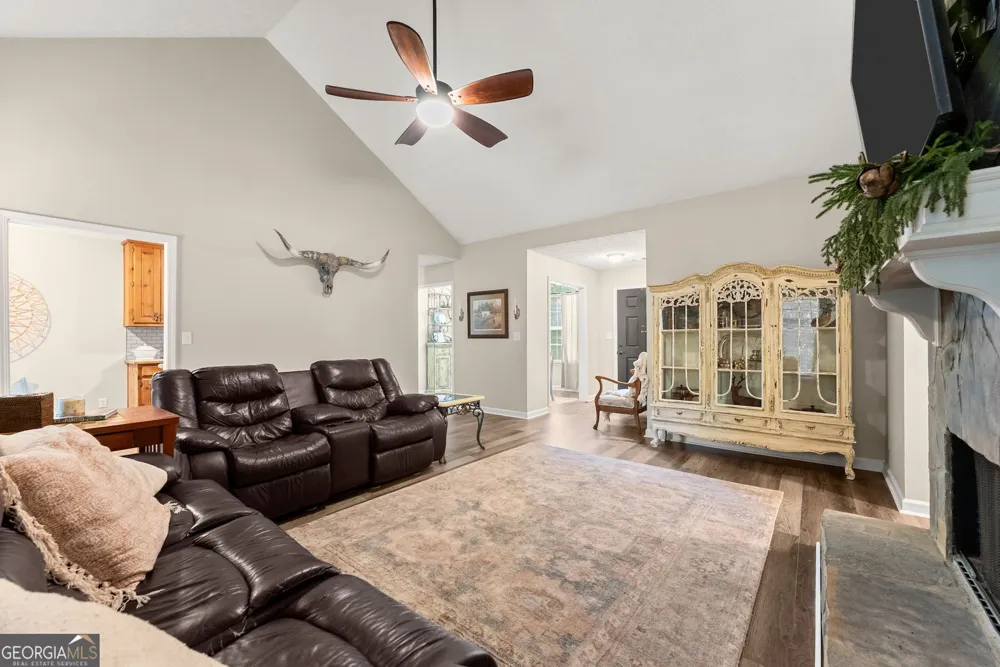 4444 Bos WAY Loganville, GA 30052