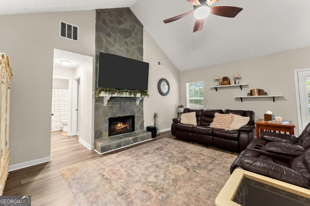 4444 Bos WAY Loganville, GA 30052