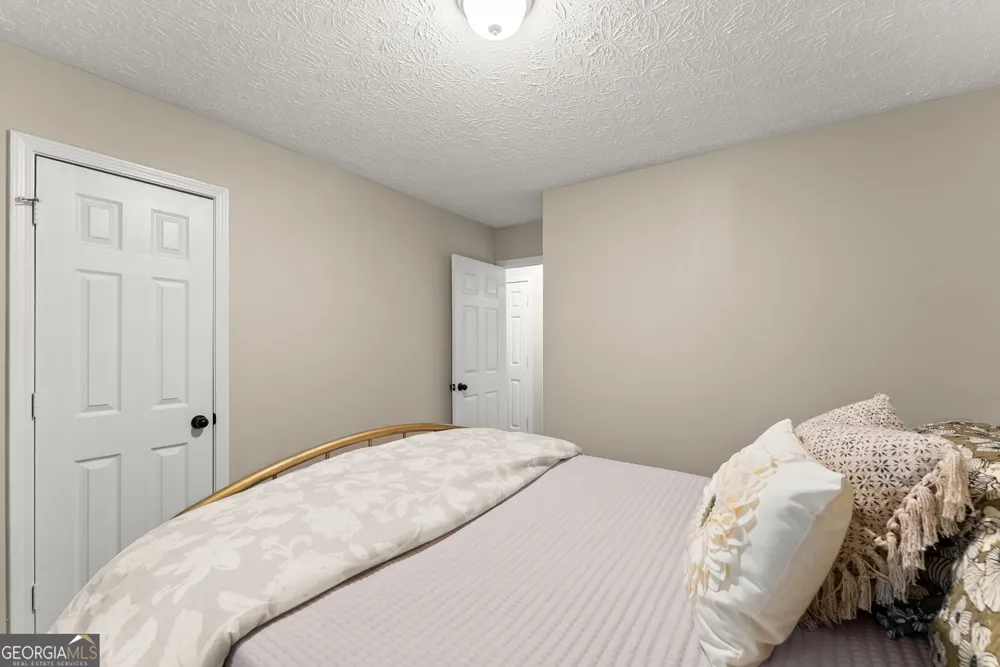 4444 Bos WAY Loganville, GA 30052