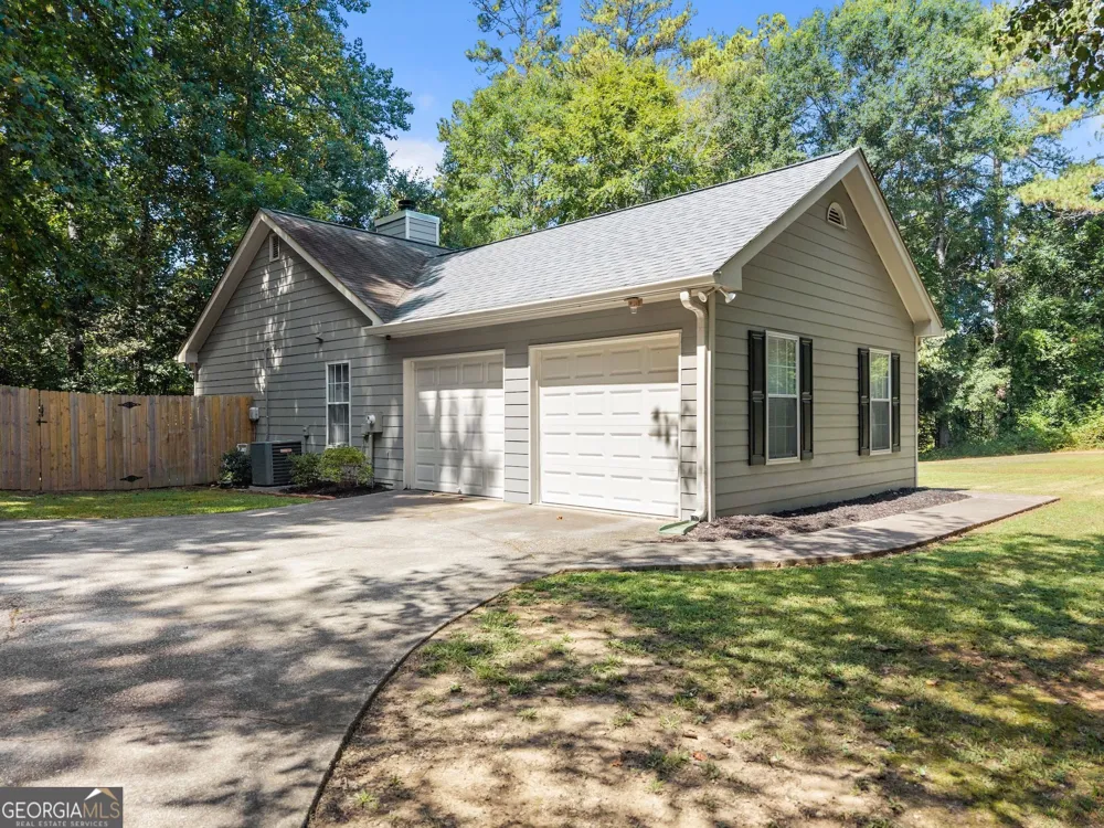 4444 Bos WAY Loganville, GA 30052