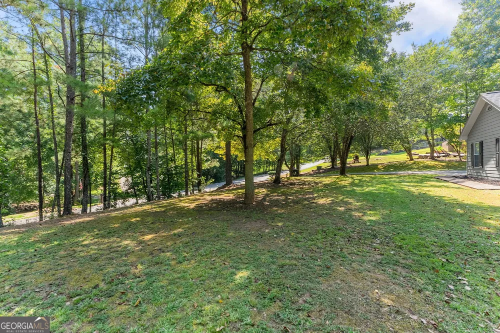 4444 Bos WAY Loganville, GA 30052