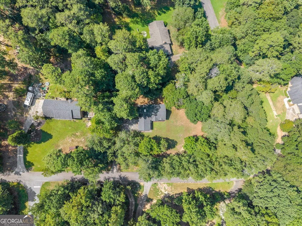 4444 Bos WAY Loganville, GA 30052