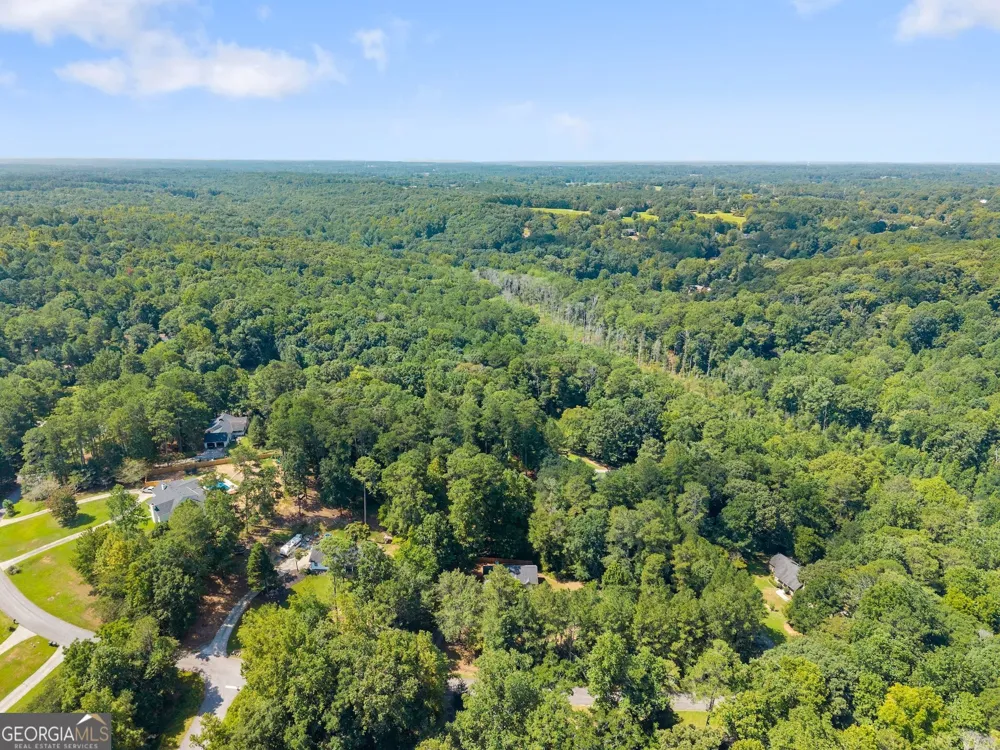 4444 Bos WAY Loganville, GA 30052