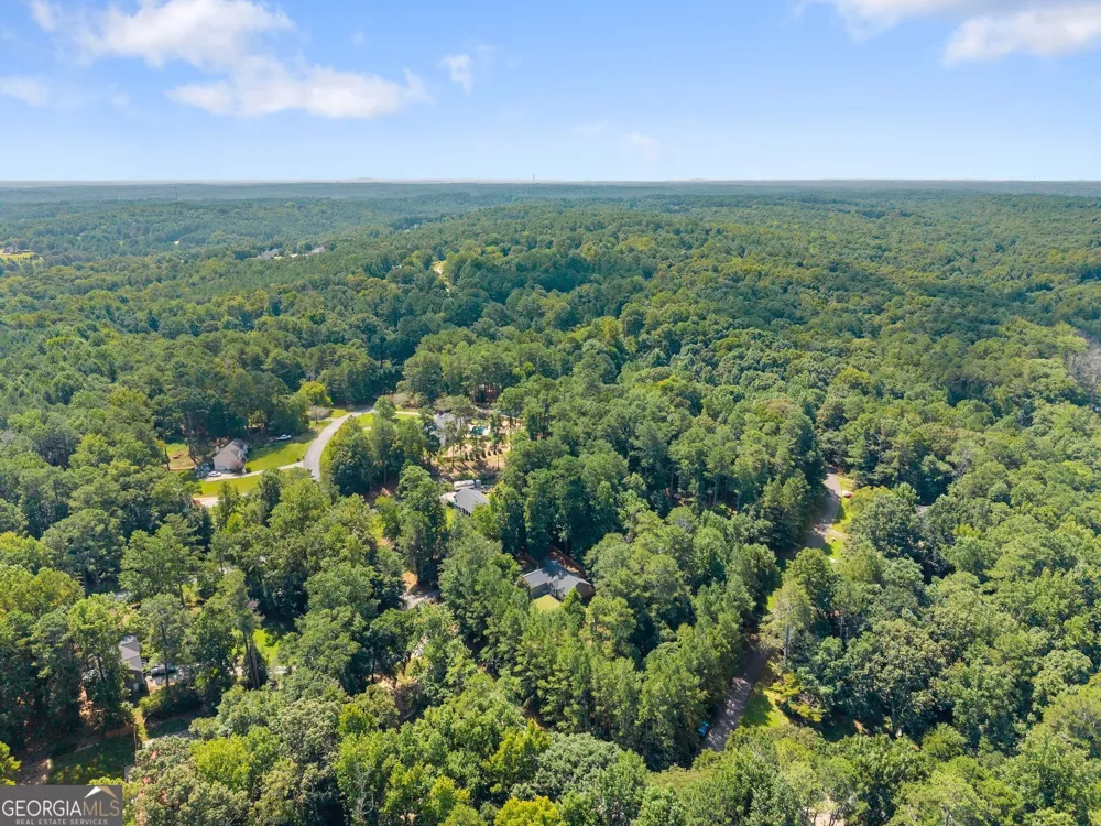 4444 Bos WAY Loganville, GA 30052