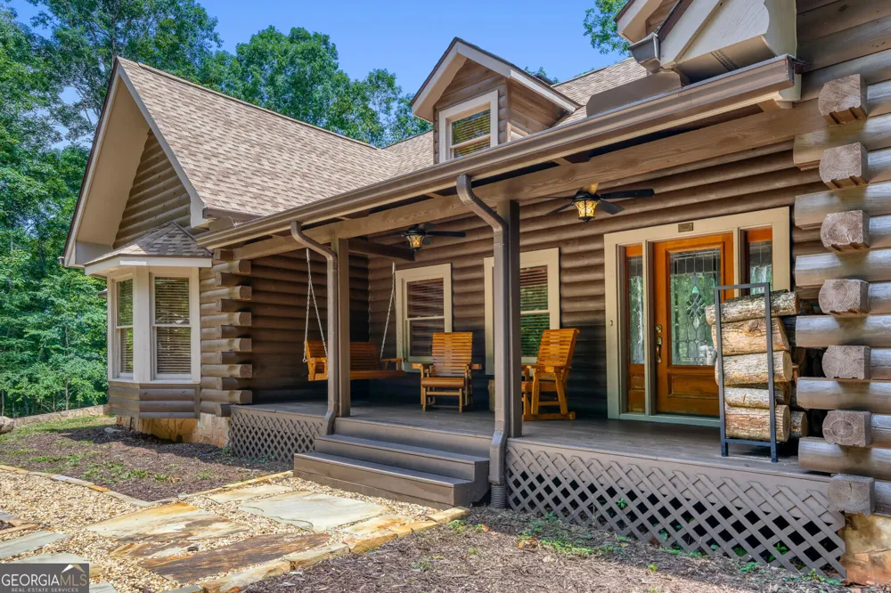 4420 Parkwood RD Social Circle, GA 30025