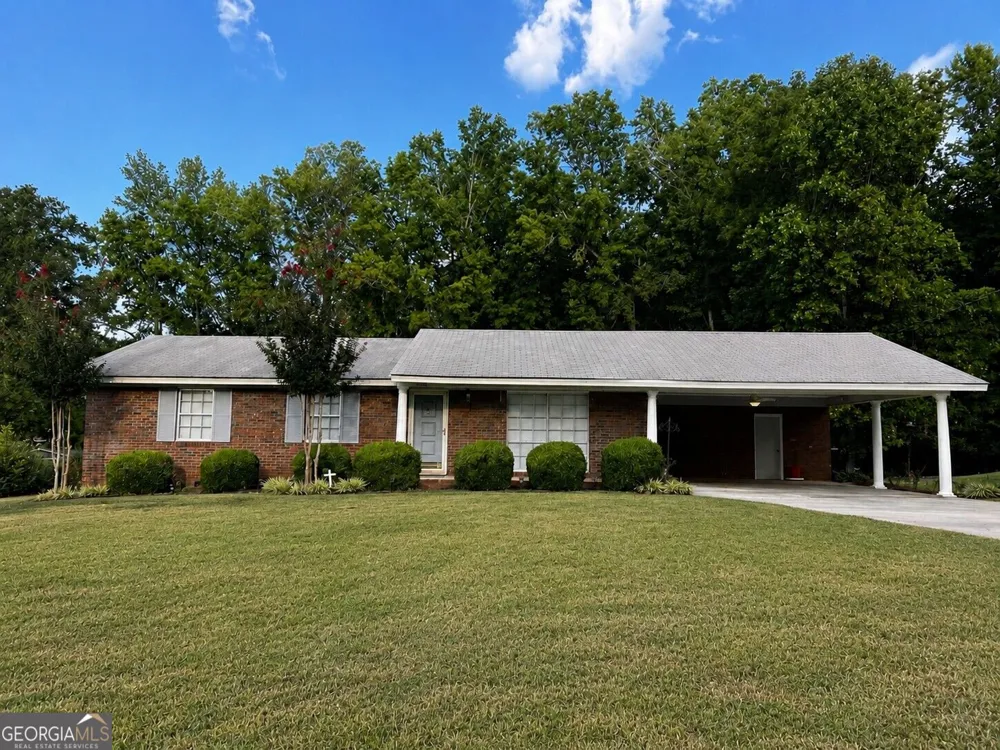 108 Skyline DR Barnesville, GA 30204