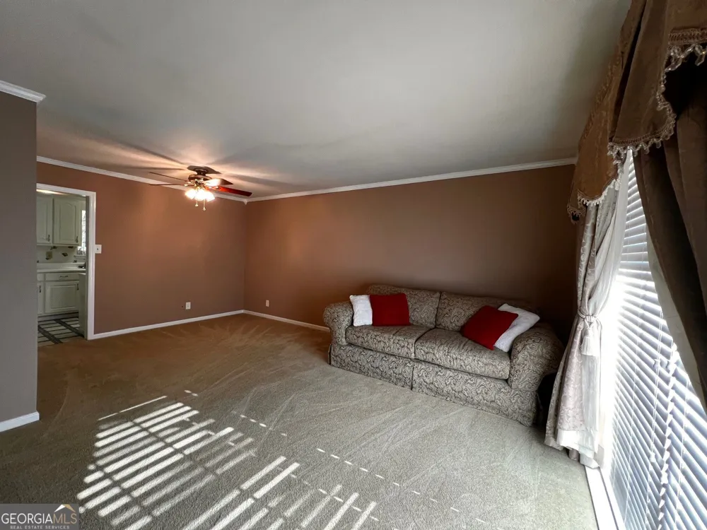 108 Skyline DR Barnesville, GA 30204